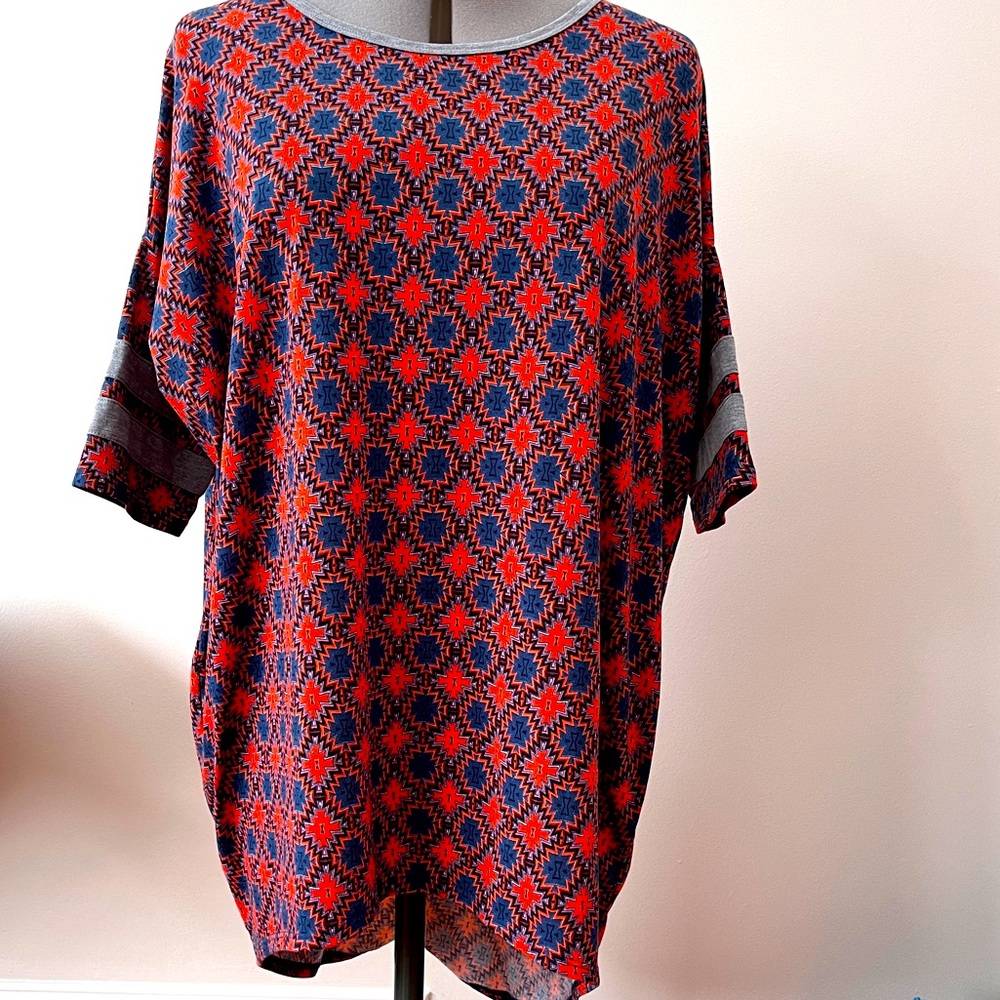 LuLaRoe Medium M Tunic Shirt Tail Back Geometric Design Orange Blue Black
